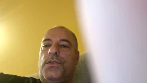 Snapshot of neuronas33 chatting on 09.25.25 Volsonov online show from 09.25.25