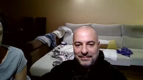 Snapshot of neuronas33 chatting on 11.11.25 Volsonov online show from 11.11.25