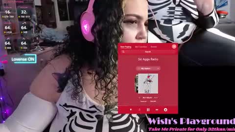 Snapshot of nevermakeawish chatting on 10.16.25 Wishs Playground online show from 10.16.25