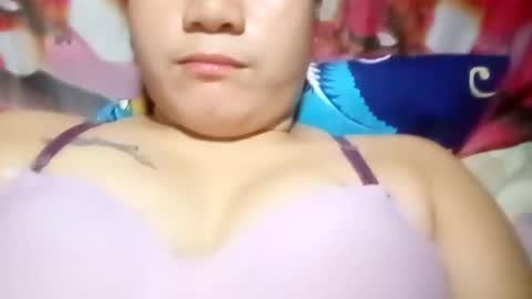 Snapshot of new_lady24 chatting on 02.12.25 new_lady24 online show from 02.12.25