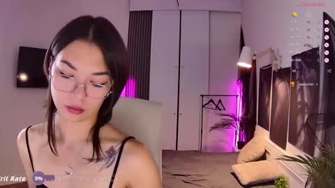 Snapshot of new_meow chatting on 10.10.25 Alice online show from 10.10.25