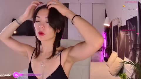 Snapshot of new_meow chatting on 10.14.25 Alice online show from 10.14.25