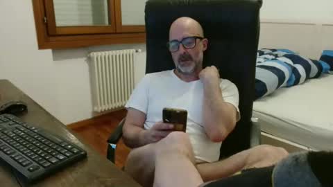 simi online show from 04.12.26