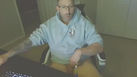 Snapshot of newevo chatting on 02.06.26 newevo online show from 02.06.26