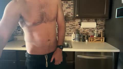 Snapshot of newguy_097 chatting on 09.14.25 newguy_097 online show from 09.14.25