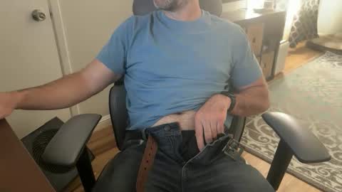 Snapshot of newguy_097 chatting on 10.02.25 newguy_097 online show from 10.02.25