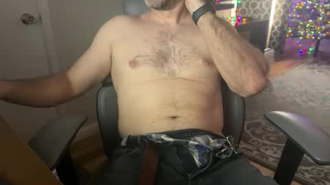 newguy_097 online show from 11.10.25