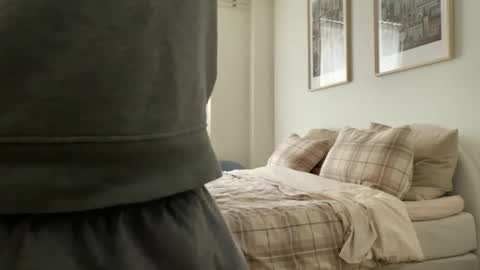 Henry online show from 02.21.26