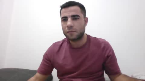 Snapshot of newworld0 chatting on 12.10.24 newworld0 online show from 12.10.24