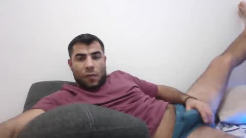 Snapshot of newworld0 chatting on 12.11.24 newworld0 online show from 12.11.24