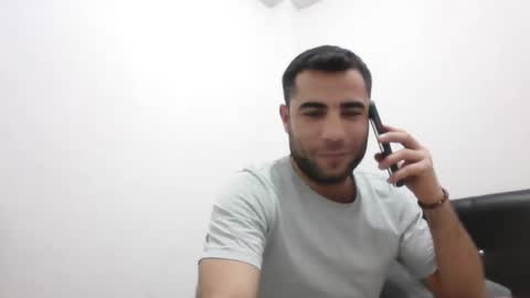 Snapshot of newworld0 chatting on 12.13.24 newworld0 online show from 12.13.24