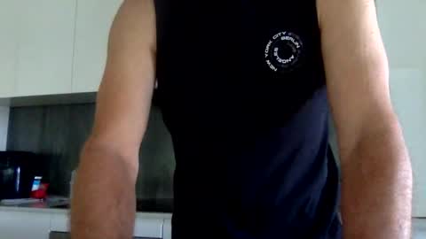 Snapshot of newysub75 chatting on 10.26.25 newysub75 online show from 10.26.25