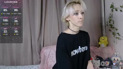 NextVibe1 online show from 11.23.25