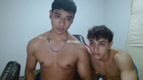 Snapshot of ney_quiroz chatting on 10.14.25 ney hotman online show from 10.14.25