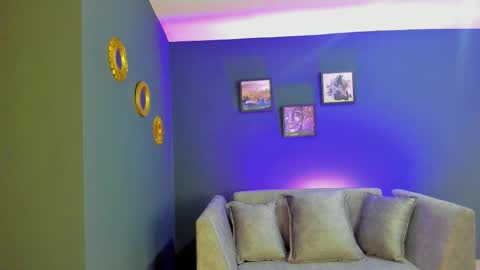 Snapshot of neyder_sanz chatting on 02.24.26 NEYDER online show from 02.24.26