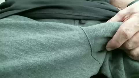 Snapshot of ngurth chatting on 10.21.25 ngurth online show from 10.21.25