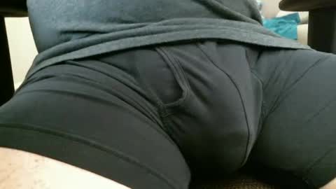 Snapshot of ngurth chatting on 10.25.25 ngurth online show from 10.25.25