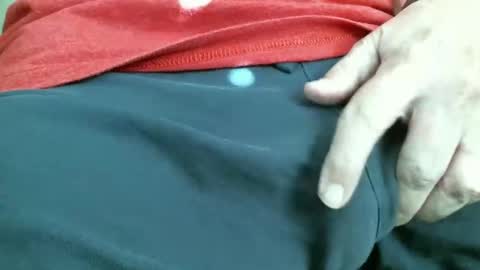 Snapshot of ngurth chatting on 11.02.25 ngurth online show from 11.02.25