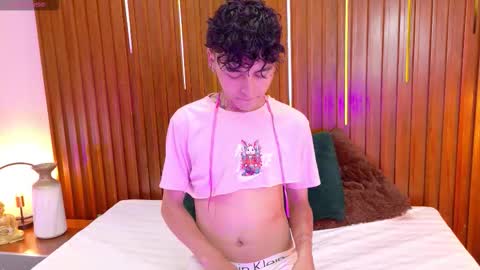 Nico  online show from 11.11.25