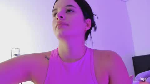 Snapshot of nia_16 chatting on 02.12.25 nia_16 online show from 02.12.25