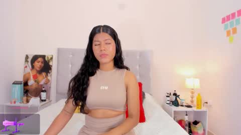 N I A online show from 01.08.26