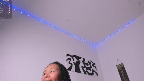 Im Nia  online show from 09.27.25