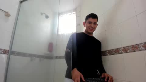 Snapshot of niall_falcon chatting on 01.31.25 Niall online show from 01.31.25