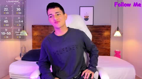 Snapshot of niall_falcon chatting on 02.06.25 Niall online show from 02.06.25