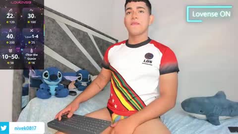 Snapshot of niall_falcon chatting on 05.08.26 Niall online show from 05.08.26