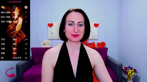 niasmithh online show from 02.15.25