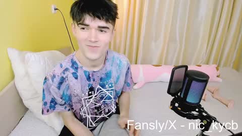 Snapshot of nic_ky chatting on 12.04.24 Nick PVT is open FanslyTwitter - Nic kycb online show from 12.04.24