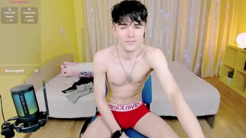 Snapshot of nic_ky chatting on 01.28.25 Nick PVT is open FanslyTwitter - Nic kycb online show from 01.28.25
