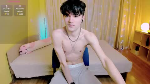Snapshot of nic_ky chatting on 02.18.25 Nick PVT is open FanslyTwitter - Nic kycb online show from 02.18.25