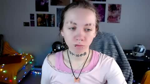 nica_kawaii online show from 04.17.26