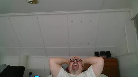 Snapshot of niceguy7208 chatting on 09.30.25 niceguy7208 online show from 09.30.25