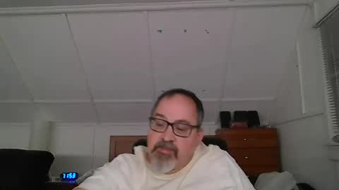 Snapshot of niceguy7208 chatting on 07.19.26 niceguy7208 online show from 07.19.26
