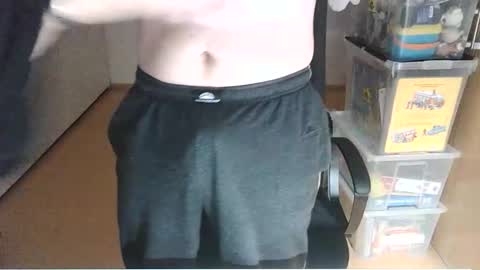 Snapshot of niceguyflo chatting on 12.20.25 NiceGuyFlo online show from 12.20.25