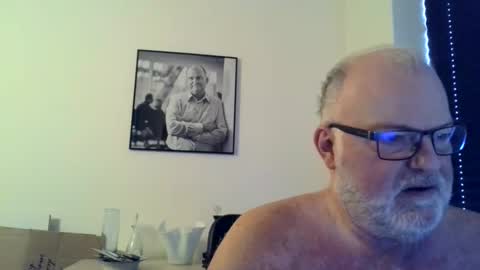Snapshot of nicexxdane chatting on 04.11.26 nicexxdane online show from 04.11.26