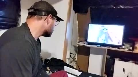 Snapshot of nicholasjesse51 chatting on 09.18.25 nicholasjesse51 online show from 09.18.25