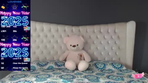 Snapshot of nichole_bree chatting on 01.08.25 Nichole online show from 01.08.25