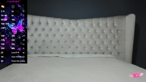 Snapshot of nichole_bree chatting on 09.23.25 Nichole online show from 09.23.25