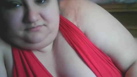 Nicholle online show from 01.05.25