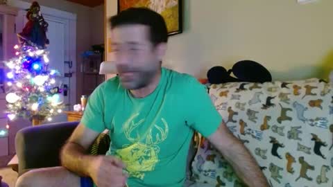 Snapshot of nichous77 chatting on 12.19.24 Nick online show from 12.19.24