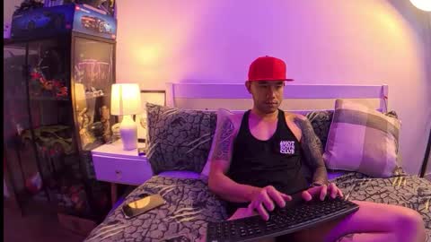 Snapshot of nickboiixx chatting on 09.10.25 Nickboiix UK online show from 09.10.25