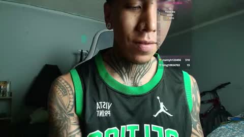 Snapshot of nickhot0609 chatting on 10.12.25 Nickhot0609 online show from 10.12.25