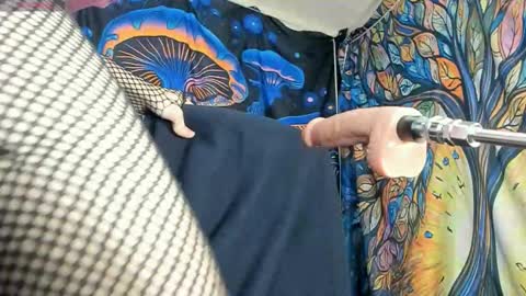 Nicki online show from 10.19.25