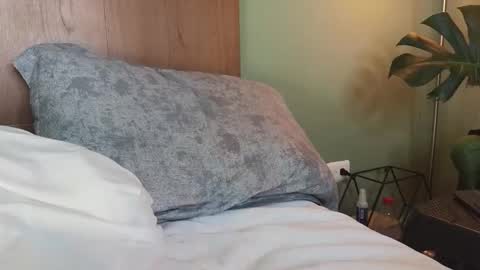 Nicolas              online show from 10.01.25