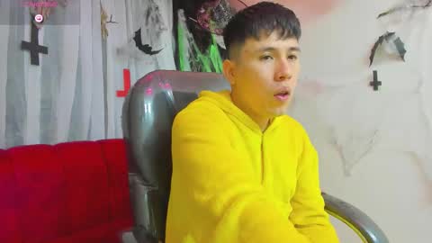 Nickk Wolff online show from 10.21.25