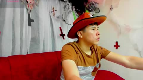 Nickk Wolff online show from 10.26.25