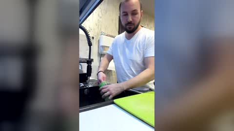 Julian online show from 02.11.26